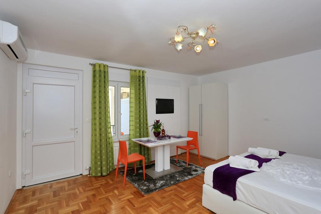 Apartments Maruna Self Check-In Задар Екстер'єр фото