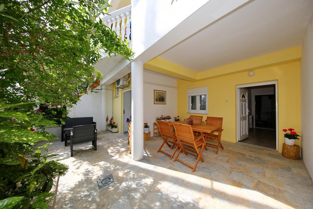 Apartments Maruna Self Check-In Задар Екстер'єр фото